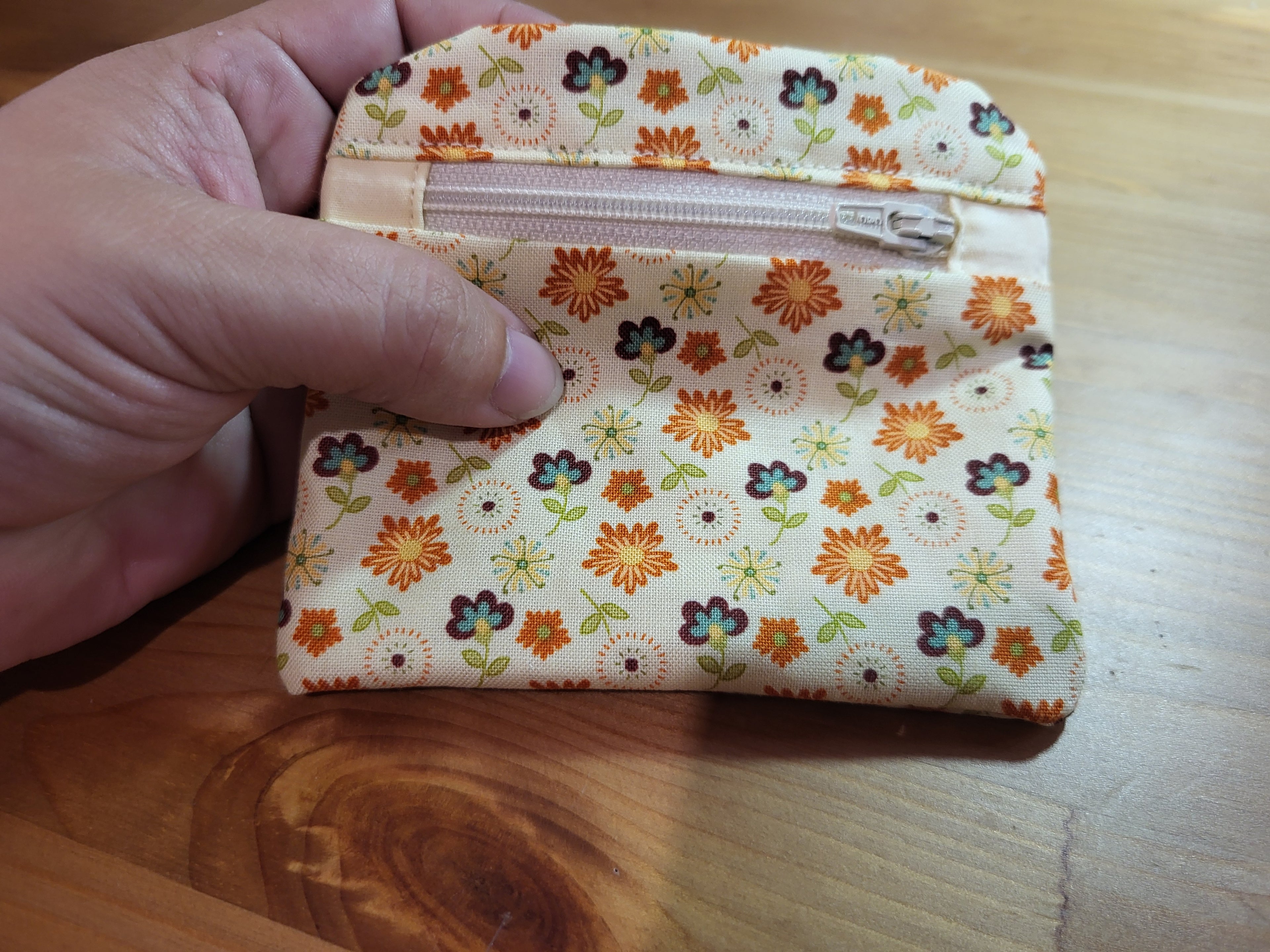 Lined Coin Purse with Zipper