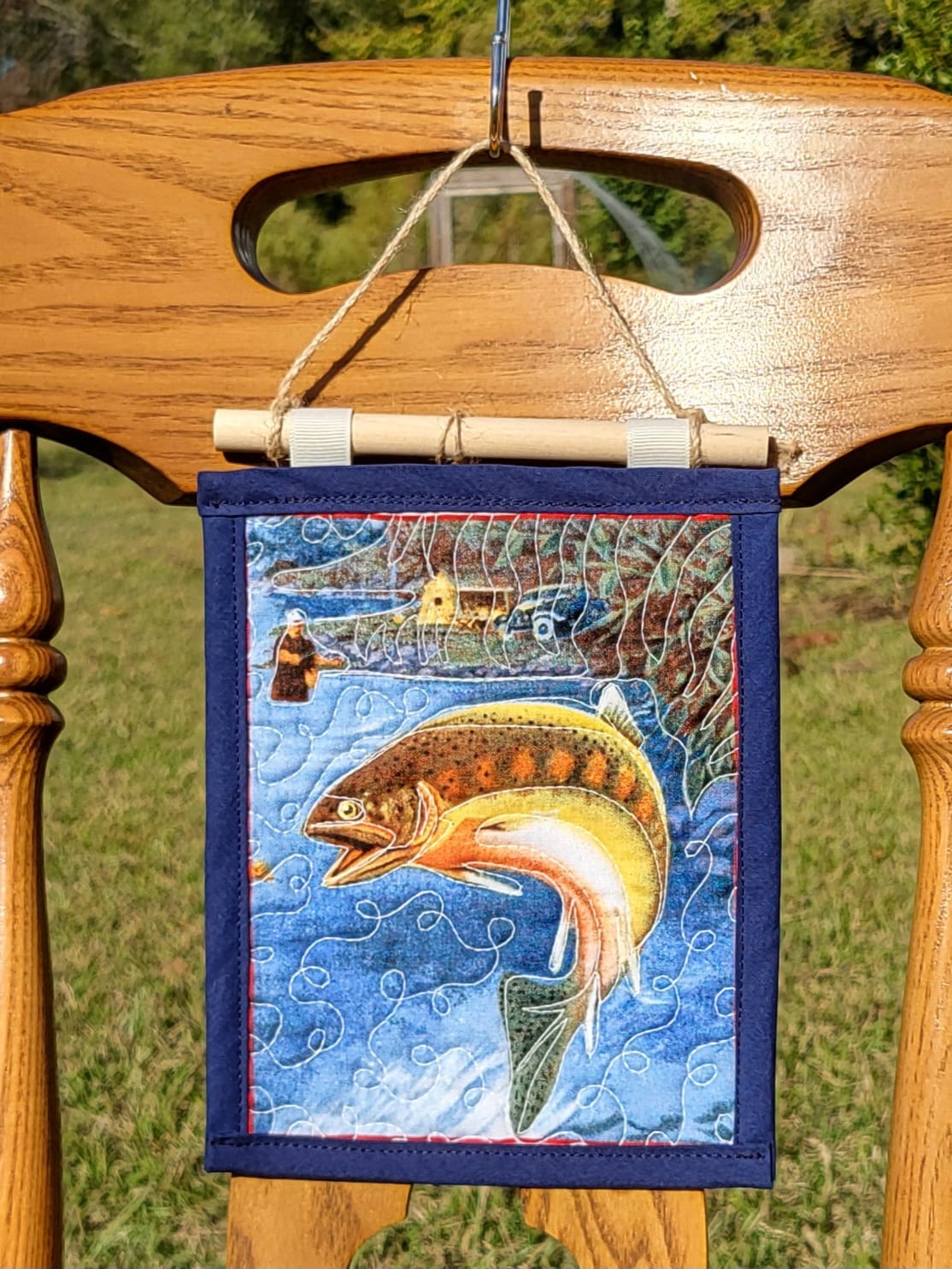 Angler Quilted Wall Hanging – Hand-Guided Longarm Fiber Art (6″ × 8″)