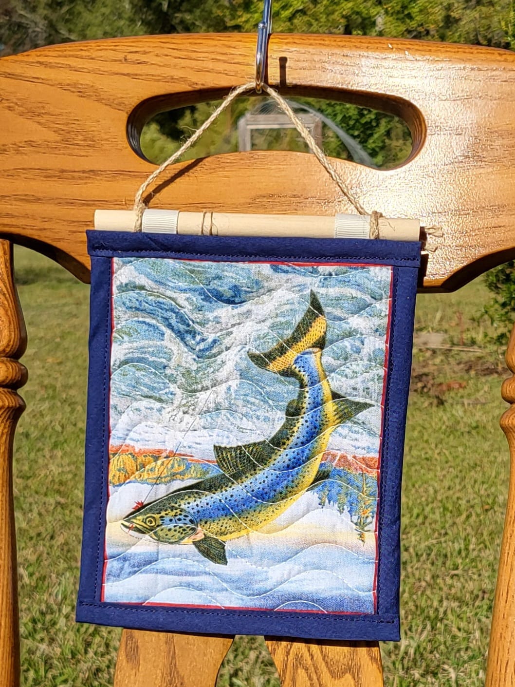 Angler Quilted Wall Hanging – Hand-Guided Longarm Fiber Art (6″ × 8″)